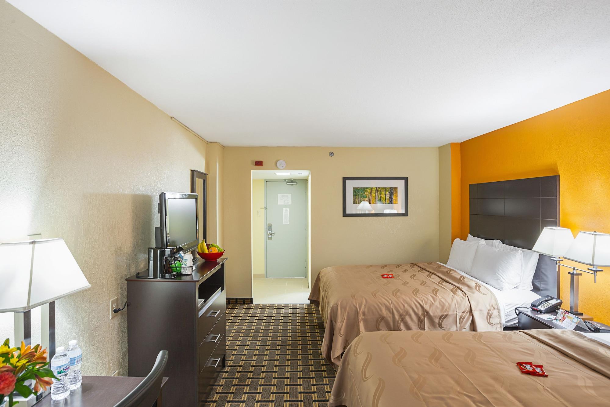 Quality Inn & Suites Cincinnati Ngoại thất bức ảnh