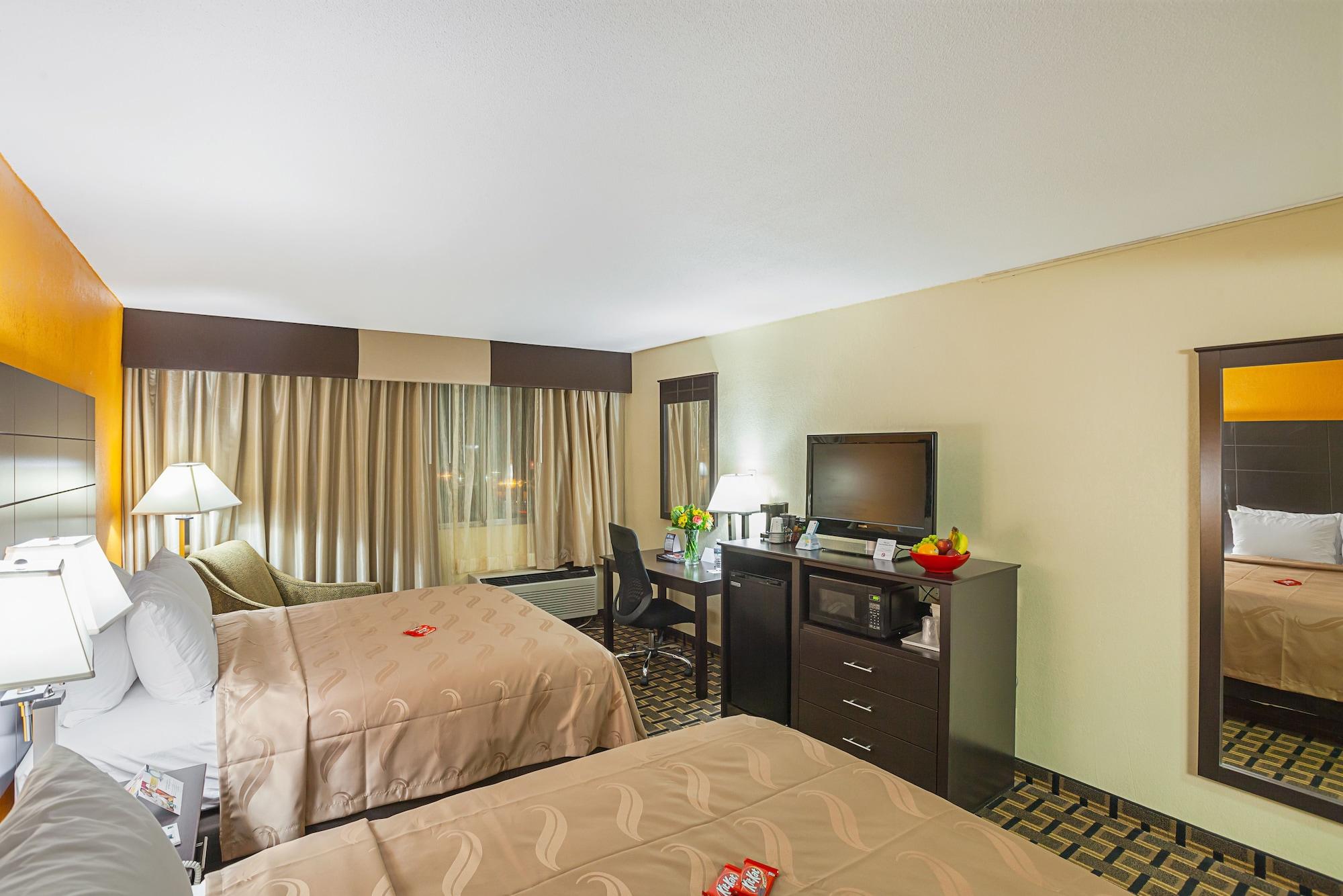 Quality Inn & Suites Cincinnati Ngoại thất bức ảnh