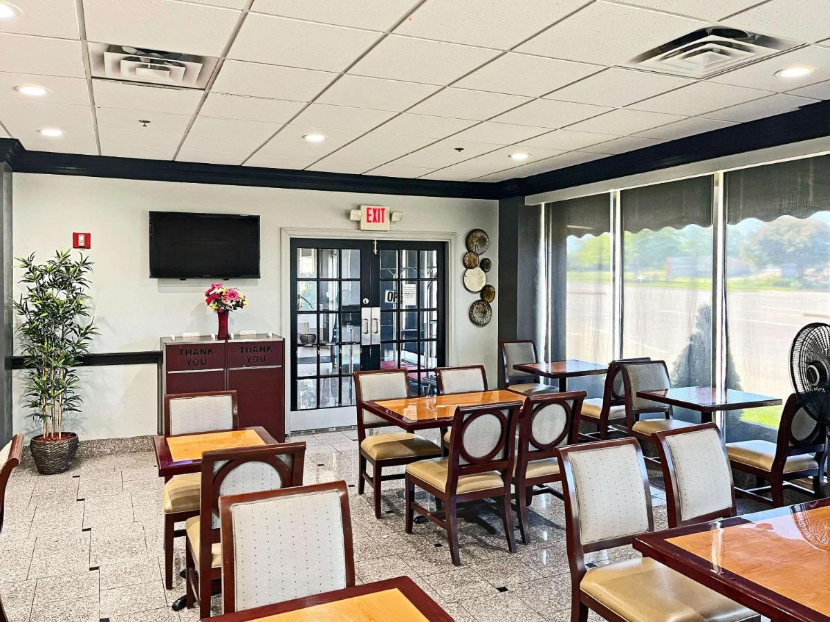 Quality Inn & Suites Cincinnati Ngoại thất bức ảnh