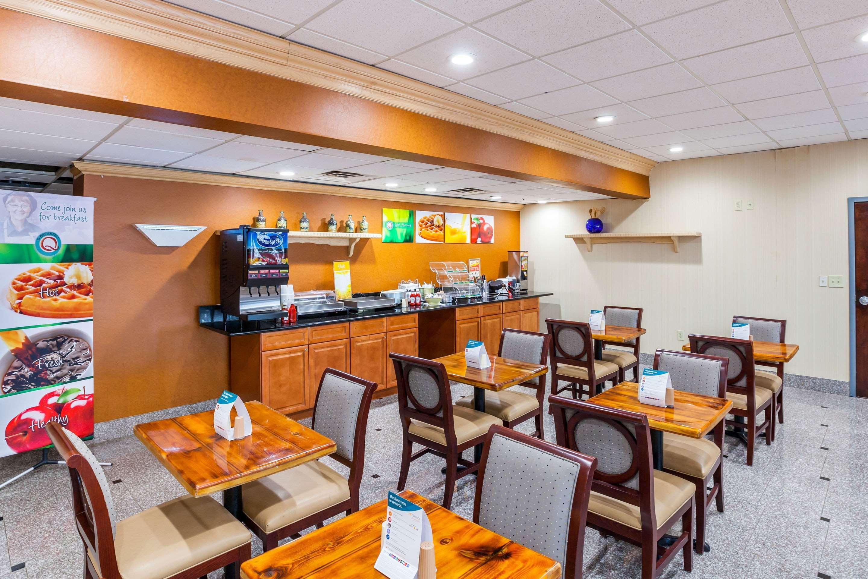 Quality Inn & Suites Cincinnati Ngoại thất bức ảnh