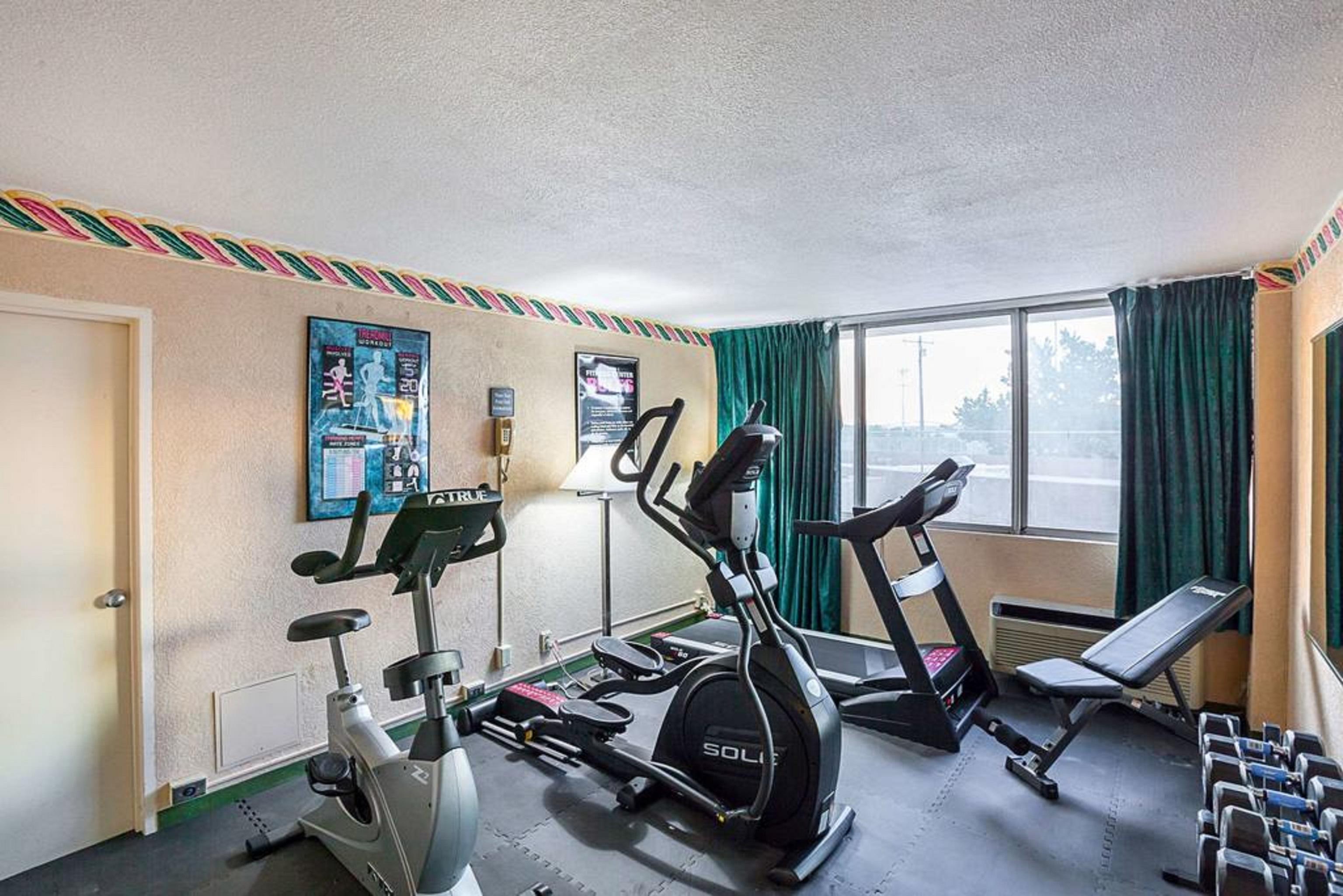 Quality Inn & Suites Cincinnati Ngoại thất bức ảnh