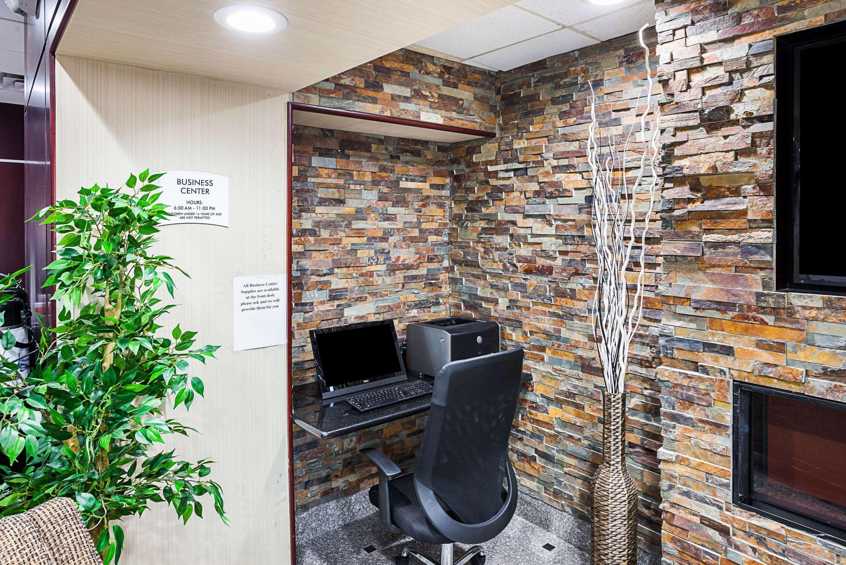Quality Inn & Suites Cincinnati Ngoại thất bức ảnh