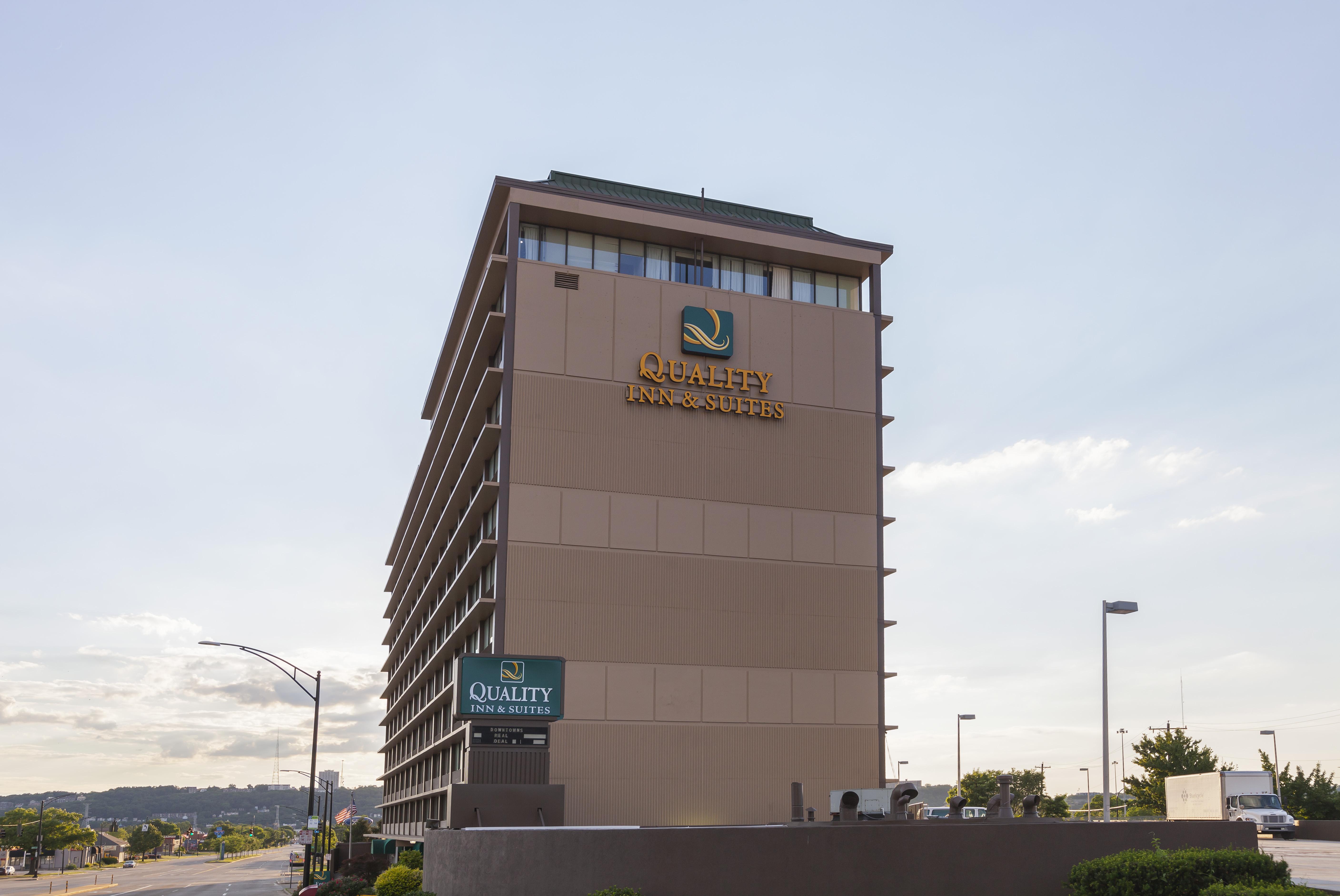 Quality Inn & Suites Cincinnati Ngoại thất bức ảnh